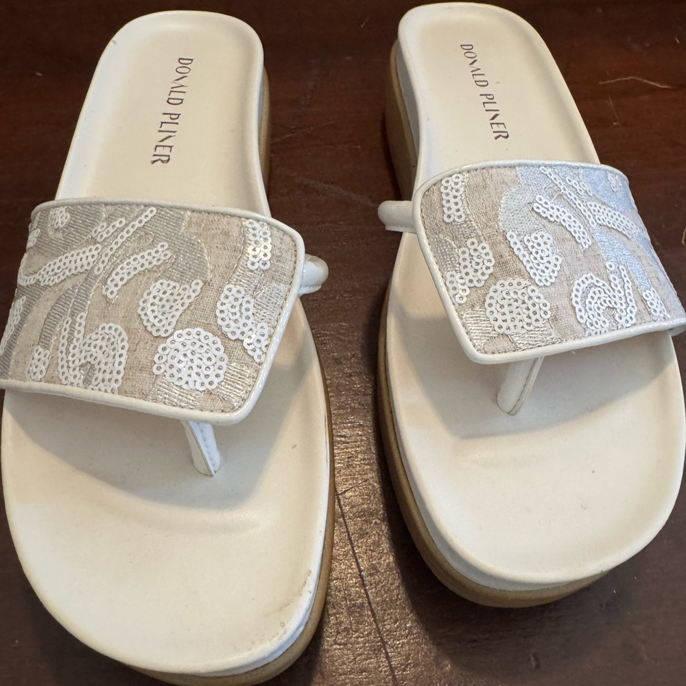 Donald J. Pliner Women's Cream Sequin Sandals